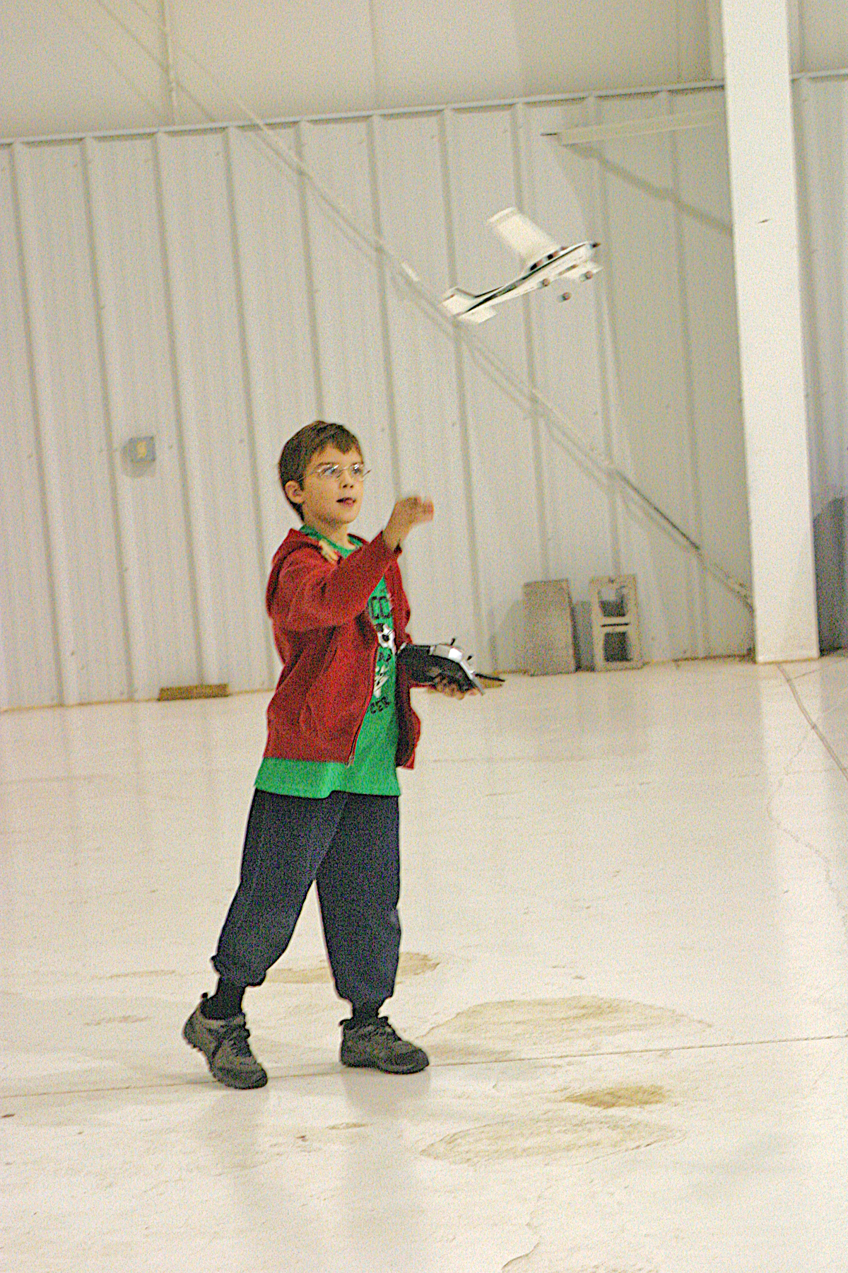 Lightweight models need no more than a forward toss. 